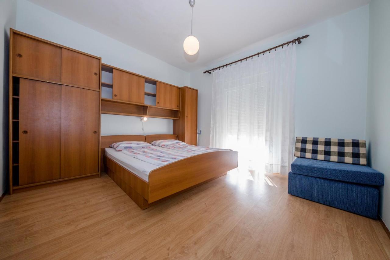 Apartments By The Sea Supetarska Draga - Donja, Rab - 11769 Екстериор снимка