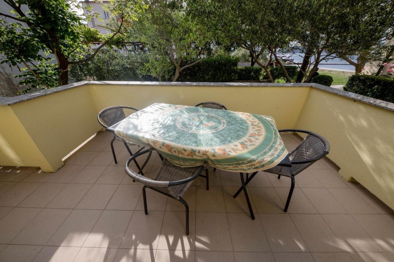 Apartments By The Sea Supetarska Draga - Donja, Rab - 11769 Екстериор снимка