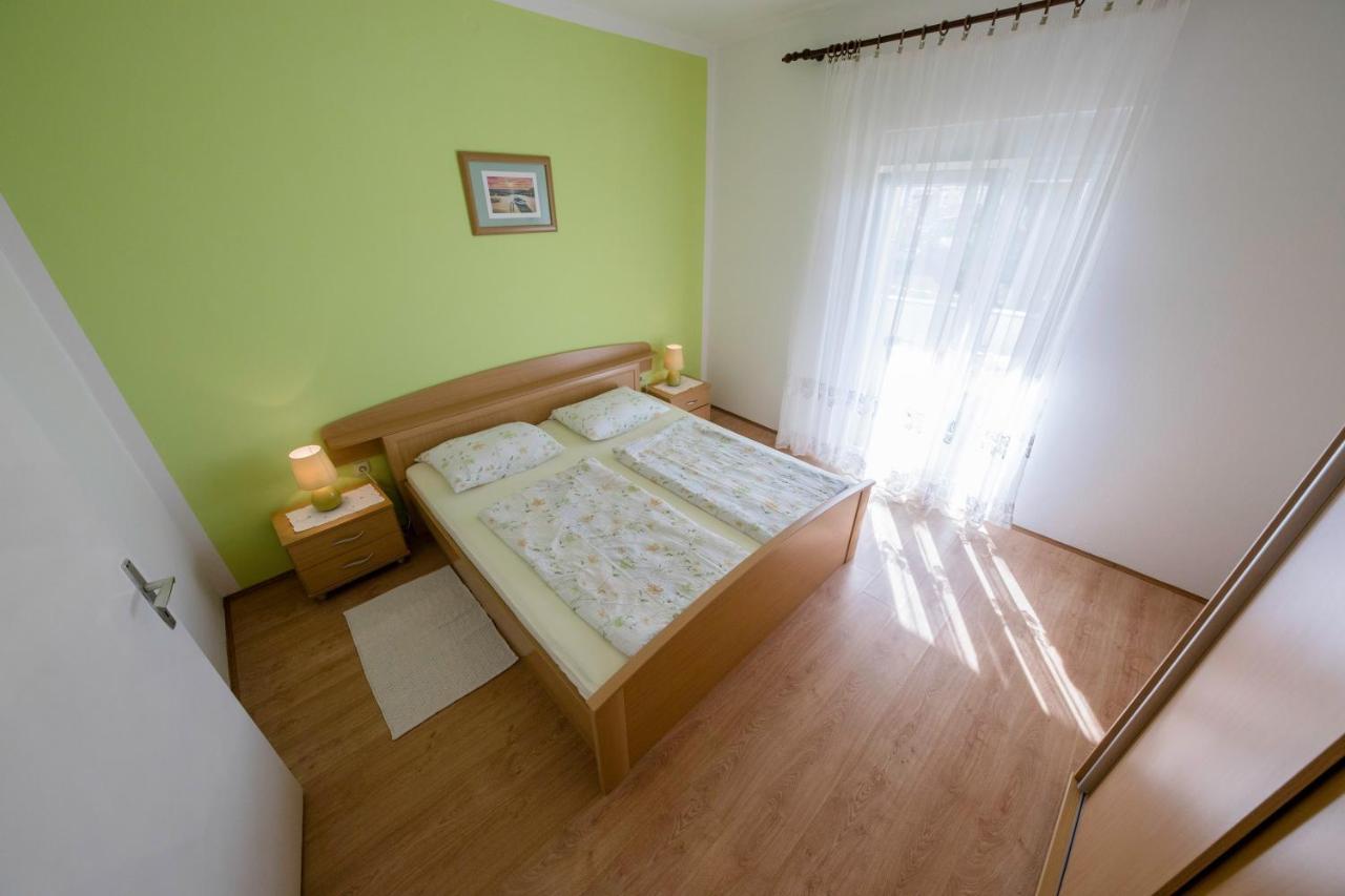 Apartments By The Sea Supetarska Draga - Donja, Rab - 11769 Екстериор снимка